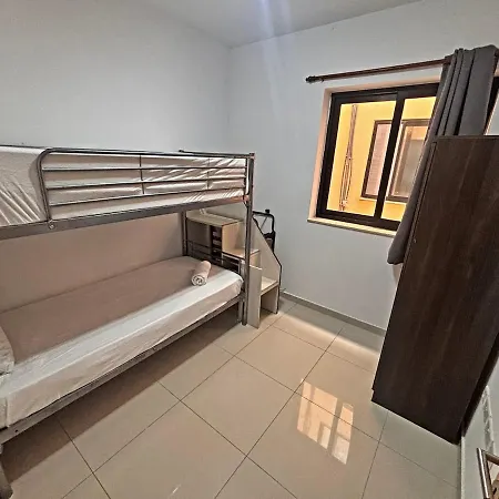 Spacious Renovated 3 Bedr In Of Bugibba St. Paul's Bay