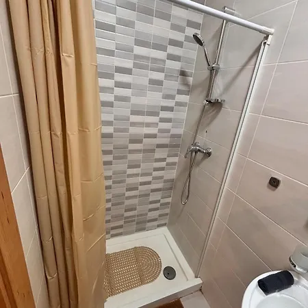Spacious Renovated 3 Bedr In Of Bugibba * St. Paul's Bay