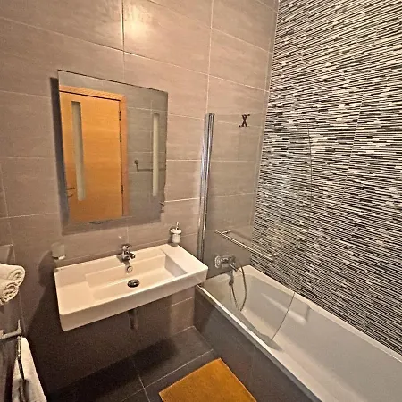 Apartament Spacious Renovated 3 Bedr In Of Bugibba St Paul's Bay