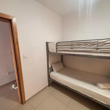 Spacious Renovated 3 Bedr In Of Bugibba Apartament *